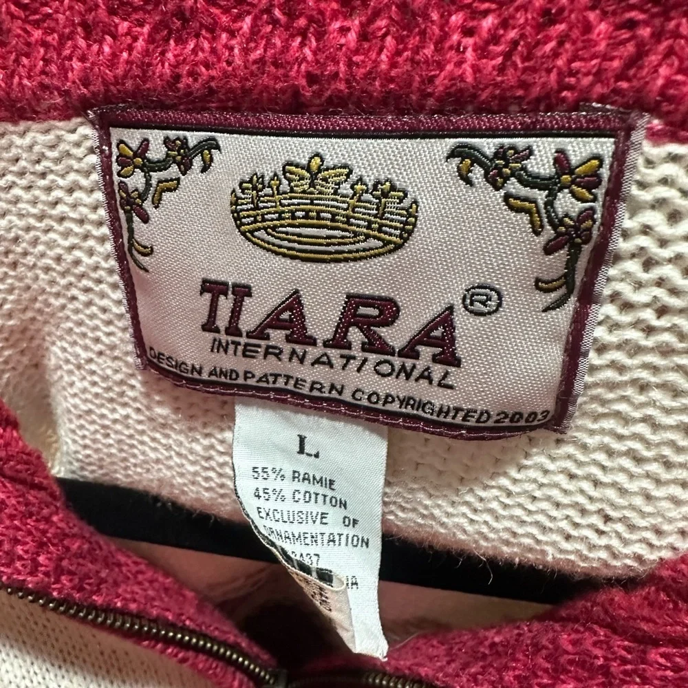 Vintage Tiara International Red and White Knit Zip-Up Sweater Size L